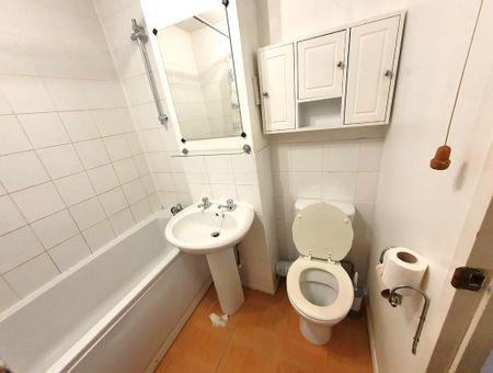 1 bedroom flat to rent - Photo 5