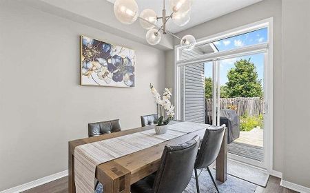 1790 Plainridge Cres - Photo 3