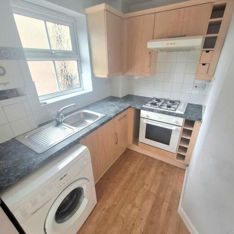 1 bedroom flat to rent - Photo 1