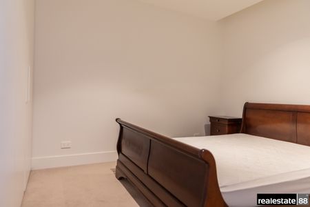 318 / 11 Barrack Square, Perth WA 6000 - Photo 2