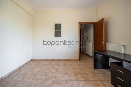 Studio/Γκαρσονιέρα για ενοικίαση Προάστιο (Πάτρα) - Photo 2