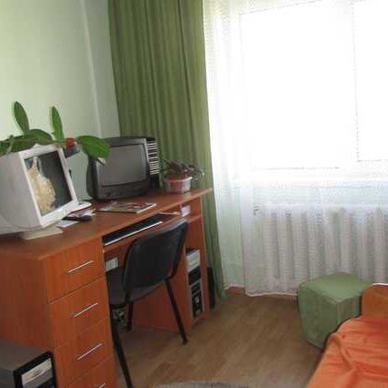 Apartament 4 camere, 100 mp, decomandat, zona Sigma Center - Photo 1