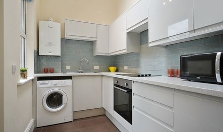 3 Bed House Due Renovation Just Off Ecclesall Road! - Photo 5