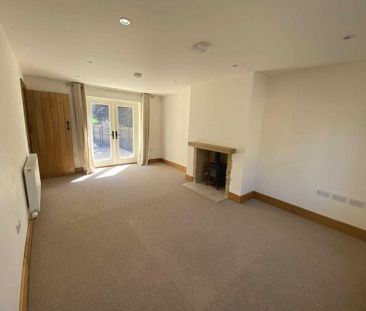 2 bedroom semi-detached house to rent - Photo 2