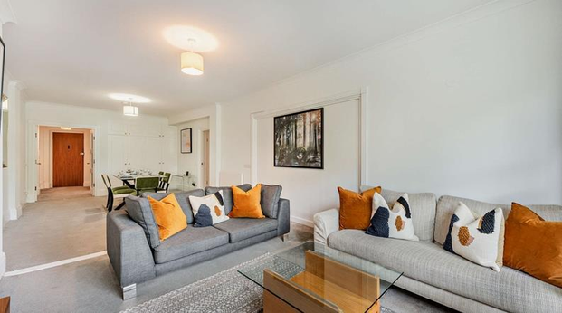 5 bedroom end of terrace house to rent - Photo 1