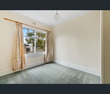 24 Proctors Road, Dynnyrne, Tas 7005 - Photo 1