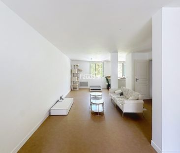 Location Appartement 3 pièces 88m² ST LO 50000 - Photo 2