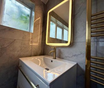 Churchville Road, Bedford - Photo 2