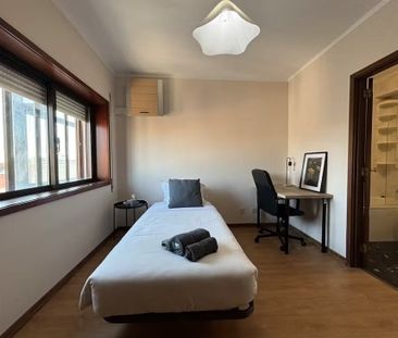 Rua de Damião de Góis, Porto, Braga 4050-221 - Photo 2