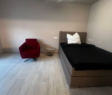 Modern möblierte Wohnung mit Balkon zum Erstbezug in Gostenhof - Photo 3