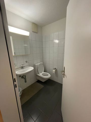 1 Zimmer, 2. Stock - Photo 4