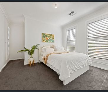 Charming & Convenient Living in the Heart of Enfield - Photo 4