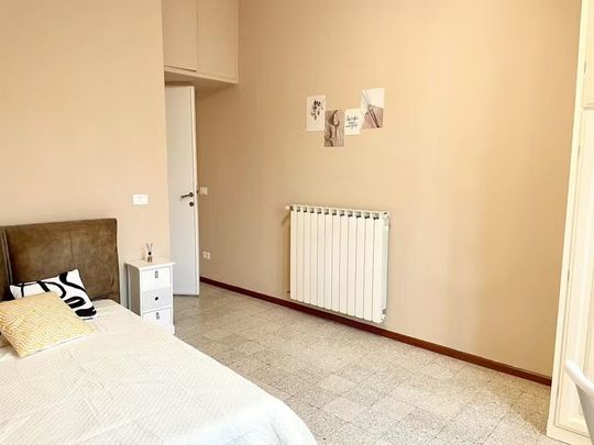 Lungarno Amerigo Vespucci, Florence, Tuscany 50123 - Foto 1