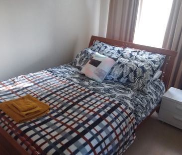 Upper Coomera - Photo 2