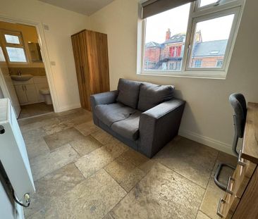1 bedroom flat to rent - Photo 3