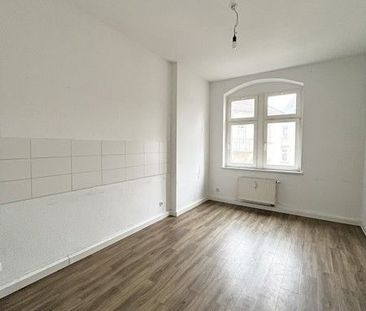 Großzügige 2-Raum-Wohnung in Dresden-Briesnitz! - Foto 1