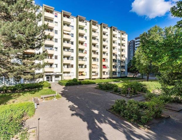 Wohnung für Personen ab dem 55. Lebensjahr im ruhigen Süden von Berlin - Photo 1