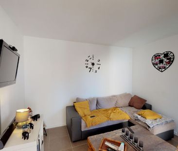 Appartement à louer - PLACE LUTON - Photo 1