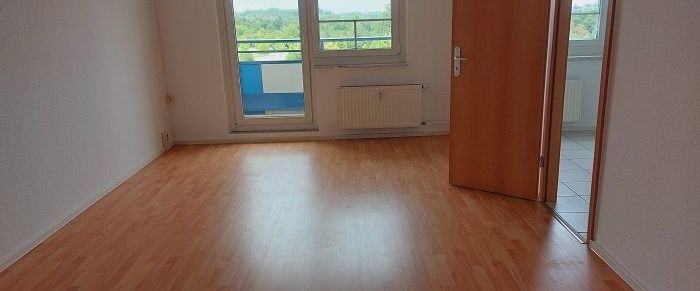 wunderbare 4 Raumwohnung in der 1 Etage für eine ganze Familie - Foto 1