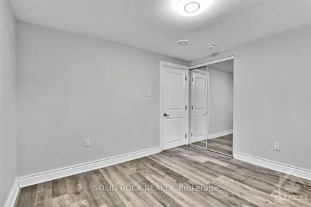 For Lease - 2382 Ogilvie Road Unit# B, Beacon Hill North - South and Area, Ontario - Photo 2