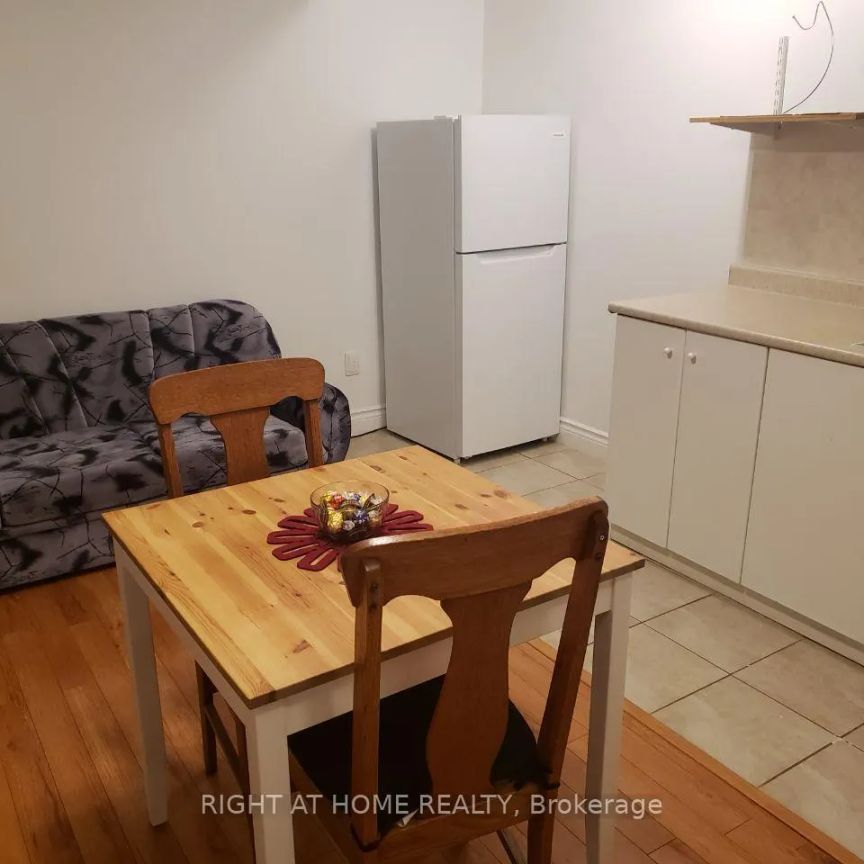 10 FISICO COURT - Photo 1