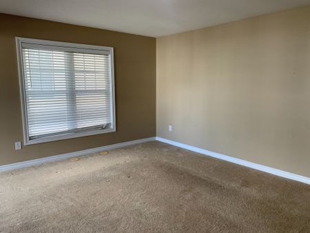 For Lease - 2652 Baynes Sound Way, Barrhaven, Ontario - Photo 3