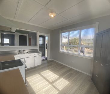 34 Seyton Street, Stratford - Photo 1