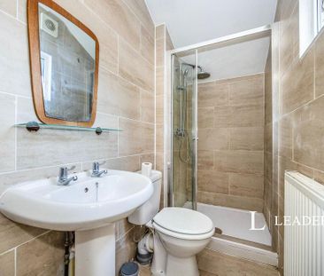 3 bedroom terraced house to rent - Photo 6