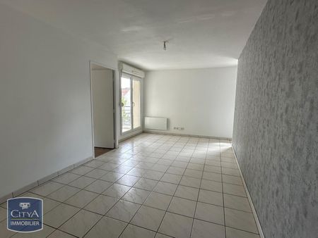 Location Appartement 2 pièces 51m² LENS 62300 - Photo 2