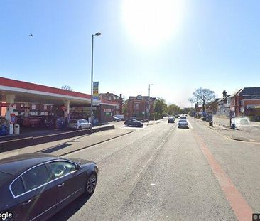 Studio Flat, Cheetham Hill Road, M8 - Photo 1