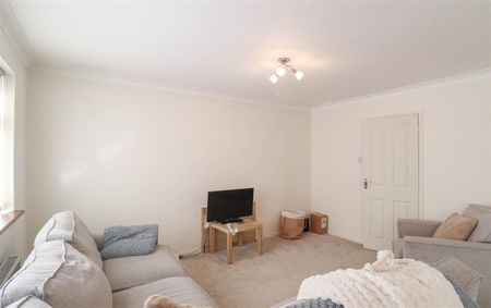 Fairhaven Way, Newmarket - Photo 3