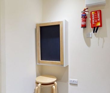 Studio Flat, Anson Road, NW2 - Photo 4