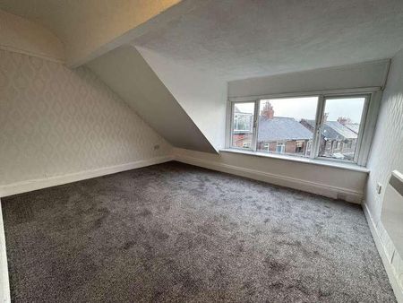 Marton Drive, Blackpool, FY4 - Photo 5