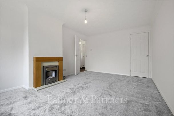 3 bedroom semi-detached house to rent - Photo 1
