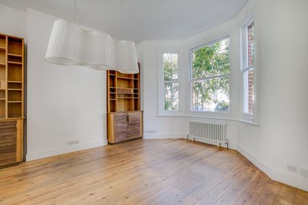 Hamilton Gardens, St John's Wood, London, NW8 9PX - Photo 2