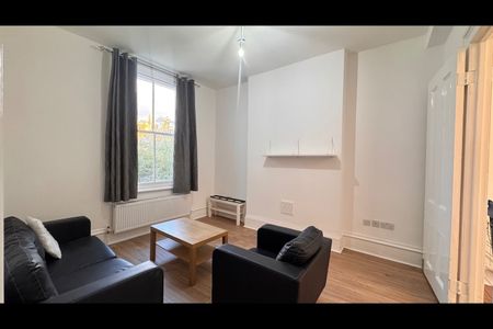 1 Bed Flat, Warlock Road, W9 - Photo 3