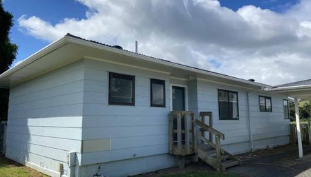 Renovated with a rural outlook - Photo 5