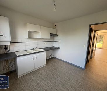 Location Appartement 3 pièces 71m² CHATEAUROUX 36000 - Photo 4