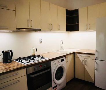 ZĽAVA: Prenájom v centre Bratislavy, Palisády/ 1 room flat for rent... – Fotografia 5