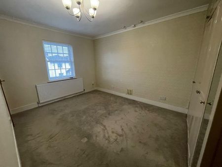 3 bedroom detached house to rent - Photo 2