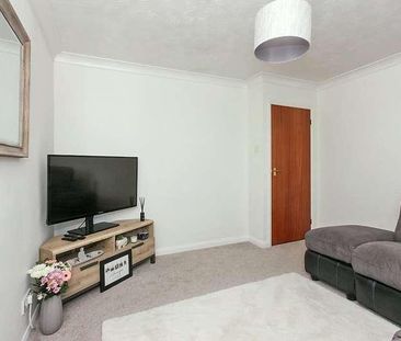 Alexander Court, Chalkwell Road, Sittingbourne, Kent, ME10 - Photo 4
