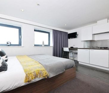 Studio to rent - Photo 5