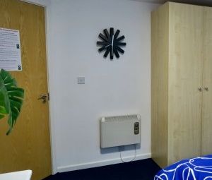 Room in a Shared Flat, Buslingthorpe Lane, LS7 - Photo 3