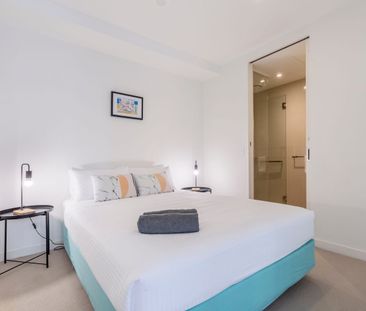 Fully Furnished Apartment in the heart of South Yarra - Photo 5