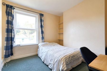 5 bedroom terraced house to rent - Photo 5