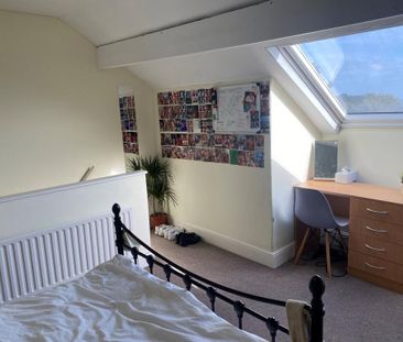 4 bedroom terraced house to rent - Photo 6
