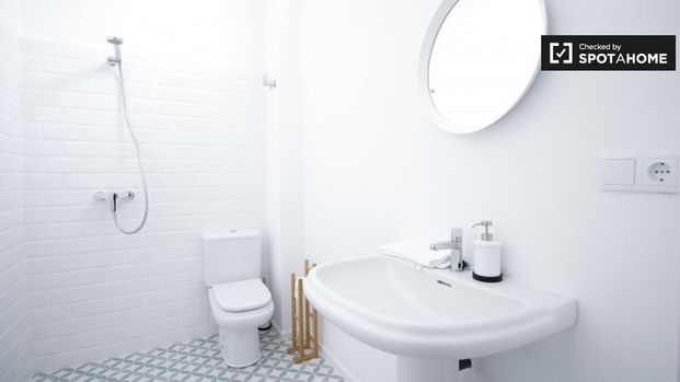 barcelona, Catalonia 08820 - Photo 1