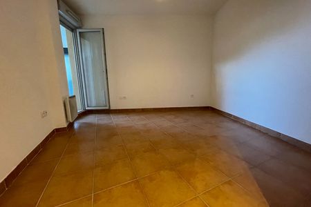 Luynes T2 en rez de chaussée - Photo 5