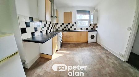 Eversley Road, Sketty, SWANSEA - Photo 3