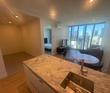 Great Location Fully Furnished 1 Bedroom 1 Bathroom Apartment @Aspire - Photo 1